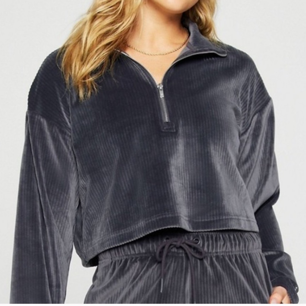 Fabletics Gray Plush Rib Half Zip Sweatshirt, Med… - image 1